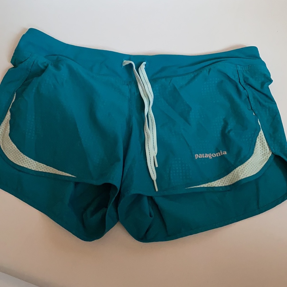 Bundle of 4 shorts - Picture 4 of 6